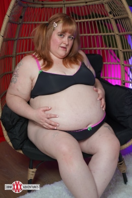 From Belly & Sole Screwing to Gushing Gash!